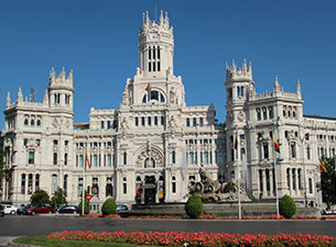 Ein spanisches Sprichwort besagt: „Nur im Himmel ist es schöner als in Madrid“ und hat damit nicht ganz Unrecht.